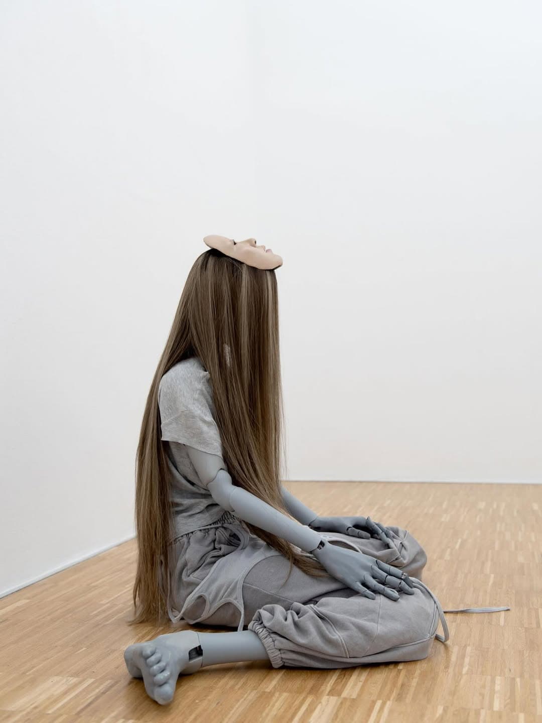 MOTIONS TO UNFURL installation view 6