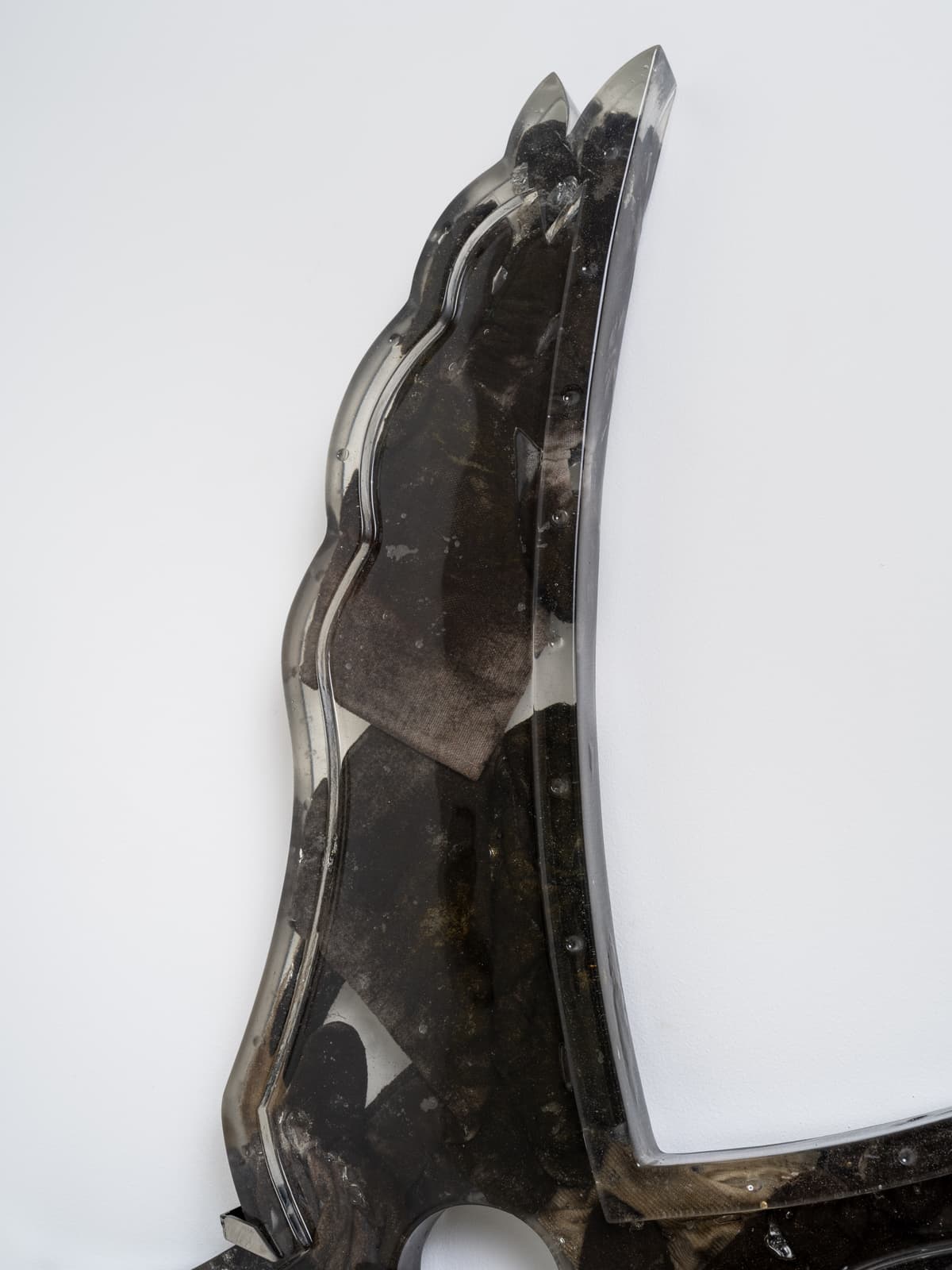 A Blade Unheld installation view 12