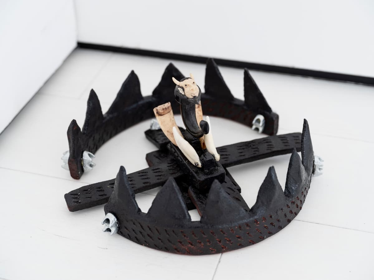 A Blade Unheld installation view 18