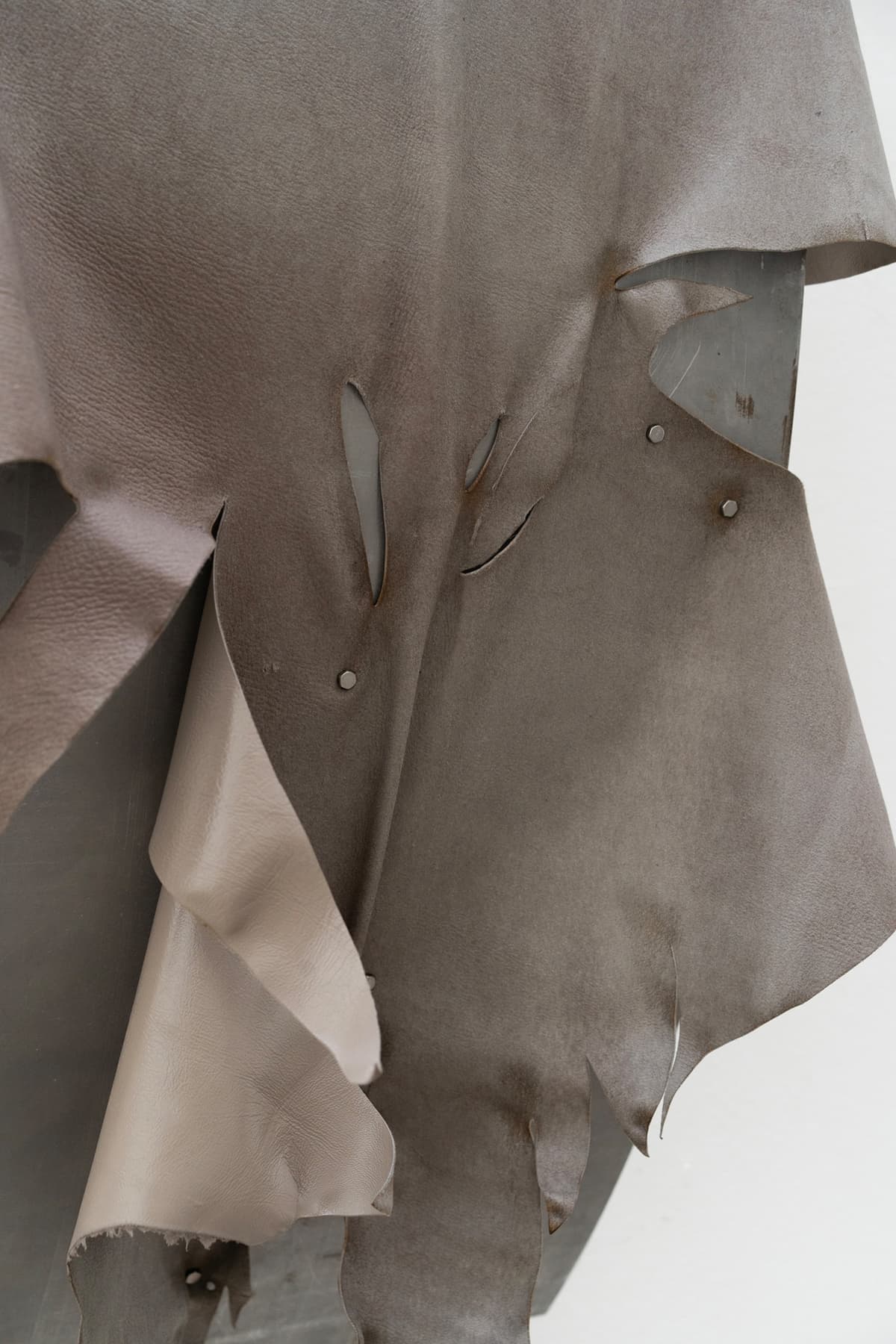 Main de fer, gant de velours installation view 6