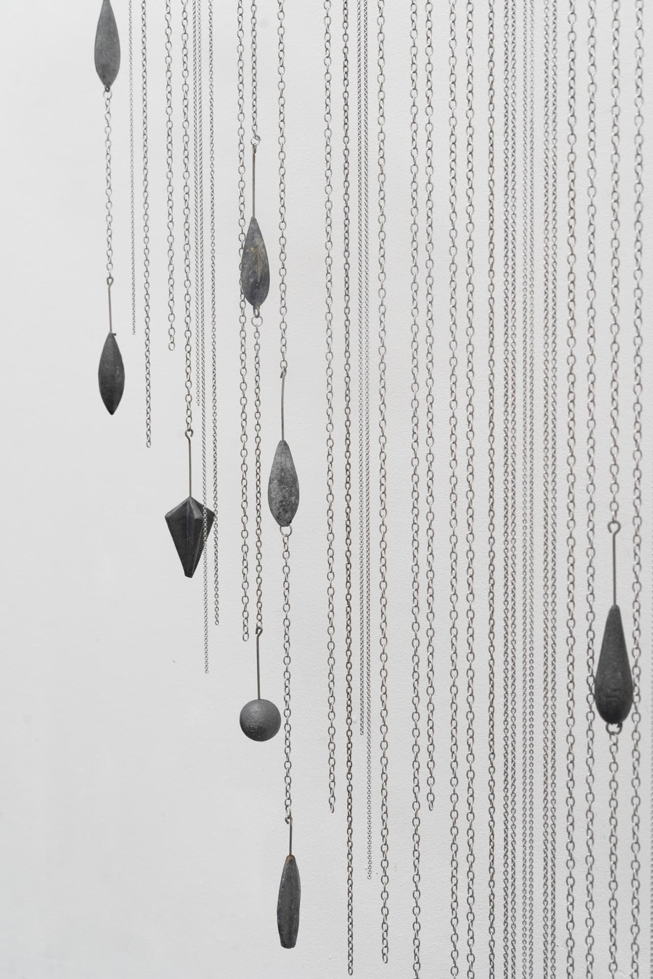 Main de fer, gant de velours installation view 19