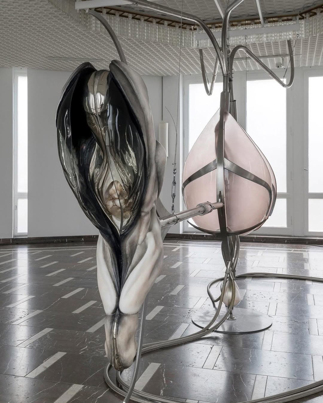 METEMPSYCHOSIS: THE PASSION OF PNEUMATICS installation view 4