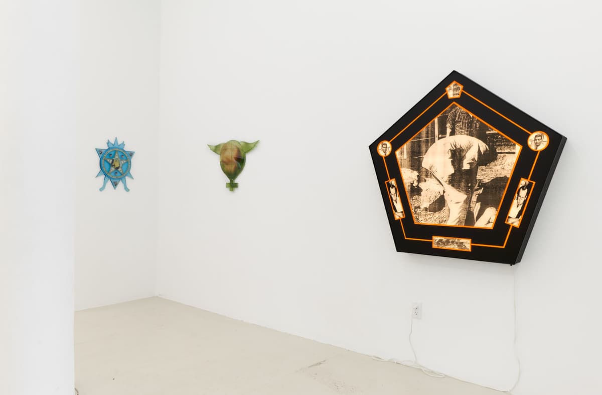 ACTUALIZATION MACHINE installation view 5