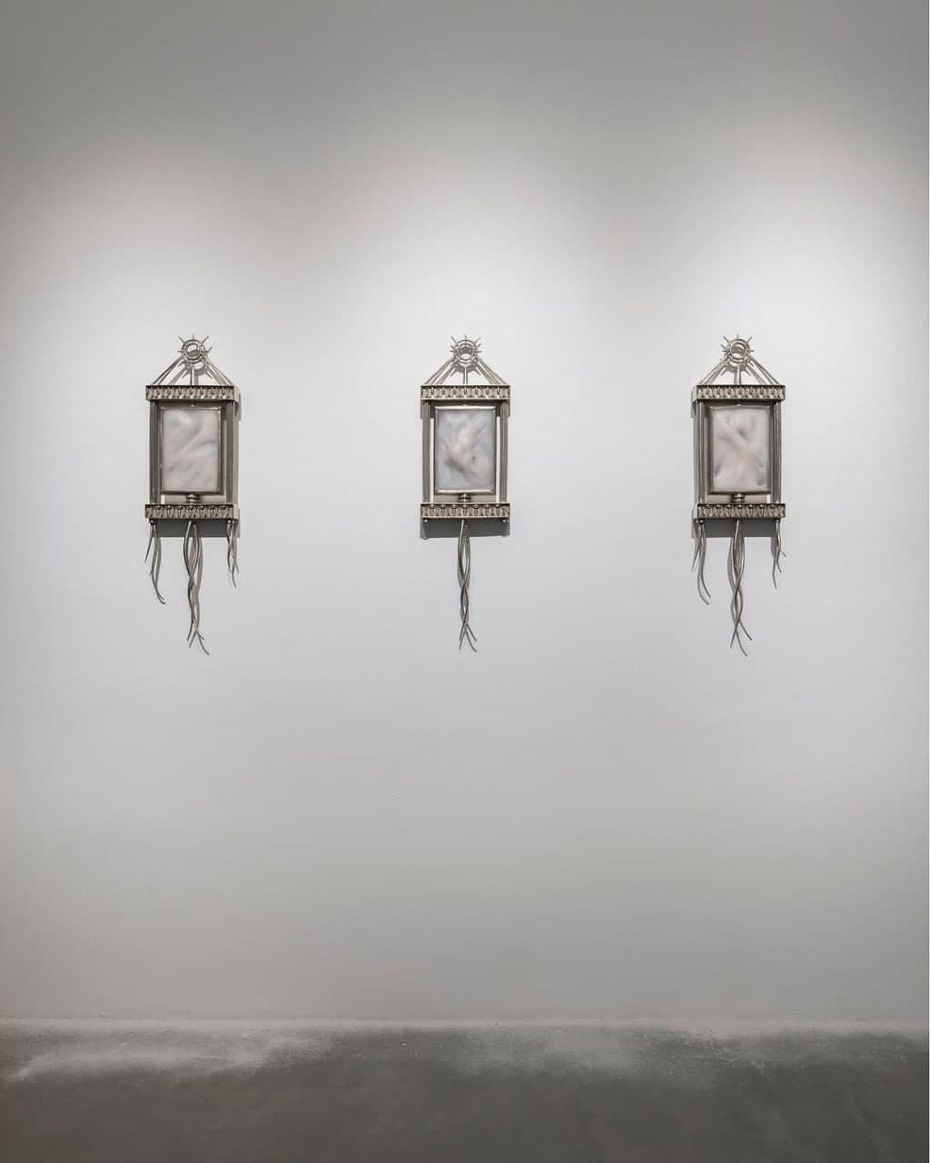FANTASY VANISHES IN FLESH installation view 3