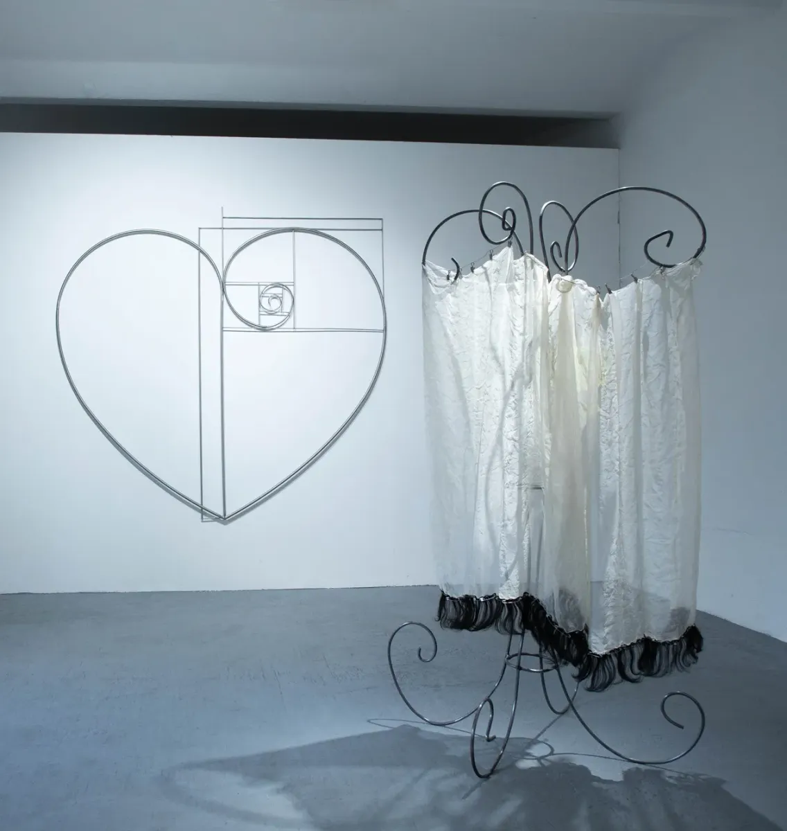 ROT SUMMER exhibition view