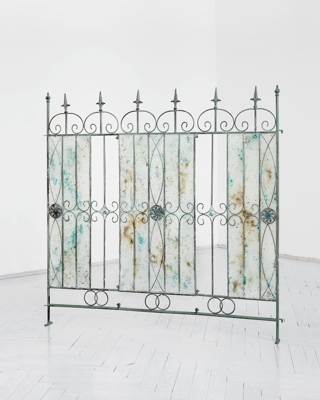 SWEET GARDEN OF VANISHED PLEASURES exhibition view