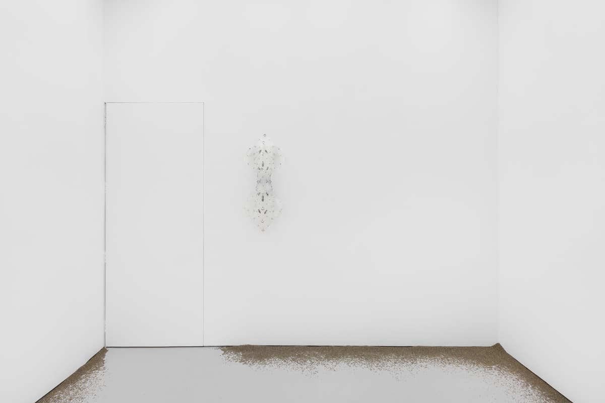 Even spectres can tire installation view 3