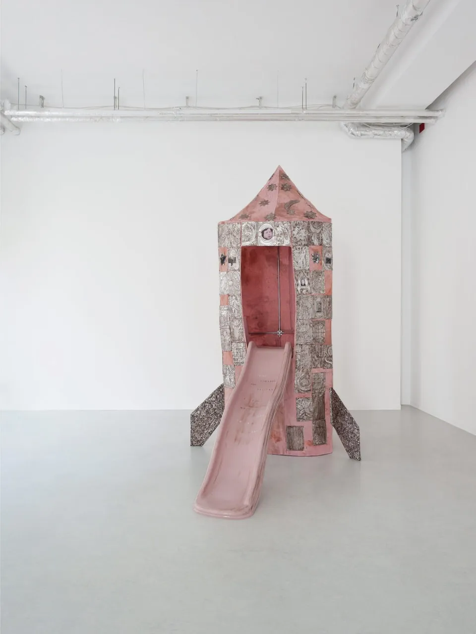 COSMOLOGIES AT PLAY BY POLINA OSIPOVA installation view 6